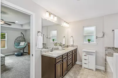 1911 Ladybird Lane, Gulf Breeze, FL 32563 - Photo 17