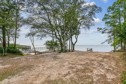 1911 Ladybird Lane, Gulf Breeze, FL 32563 - Photo 43