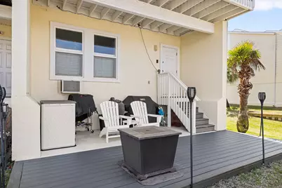 1440 Paradise Point Drive #UNIT 6, Navarre, FL 32566 - Photo 37