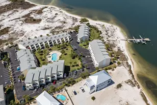 1440 Paradise Point Dr, Navarre, FL 32566 - Photo 45