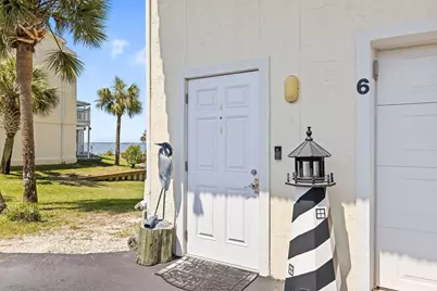 1440 Paradise Point Drive #UNIT 6, Navarre, FL 32566 - Photo 5