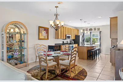 1440 Paradise Point Drive #UNIT 6, Navarre, FL 32566 - Photo 3