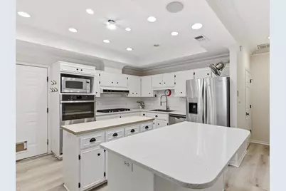 2437 W Bayshore Road W, Gulf Breeze, FL 32563 - Photo 3