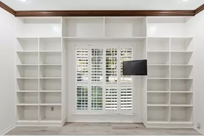 2437 W Bayshore Road W, Gulf Breeze, FL 32563 - Photo 27