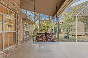 2437 W Bayshore Road W, Gulf Breeze, FL 32563 - Photo 31