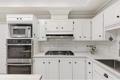 2437 W Bayshore Road W, Gulf Breeze, FL 32563 - Photo 15