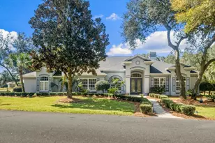 2835 Pebble Beach Dr, Navarre, FL 32566 - Photo 1