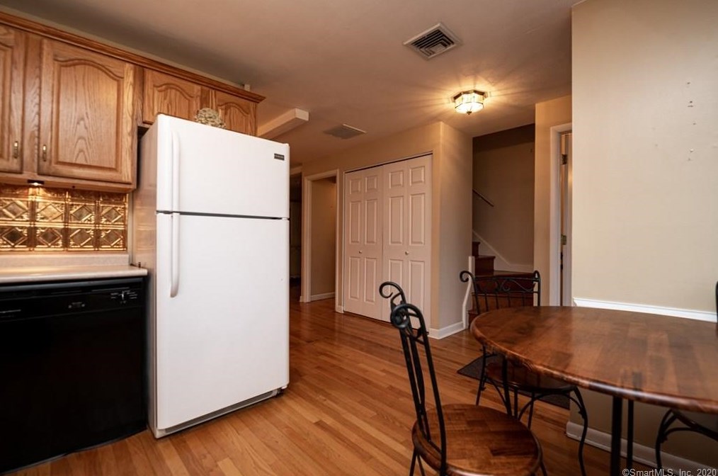 114 Worth Ave, New Haven CT 06518-3405 exterior