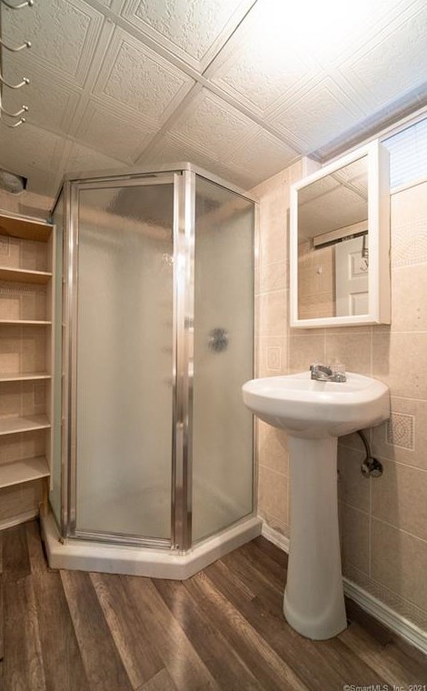 275 3 Ave, New Haven CT 06516-5404 exterior