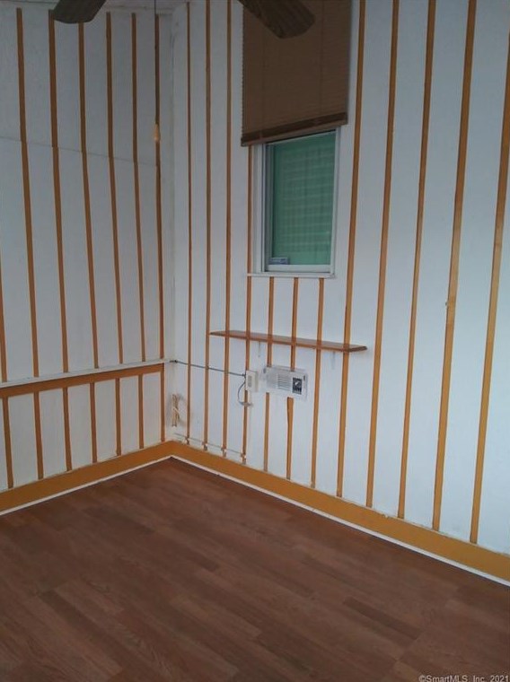 275 3 Ave, New Haven CT 06516-5404 exterior