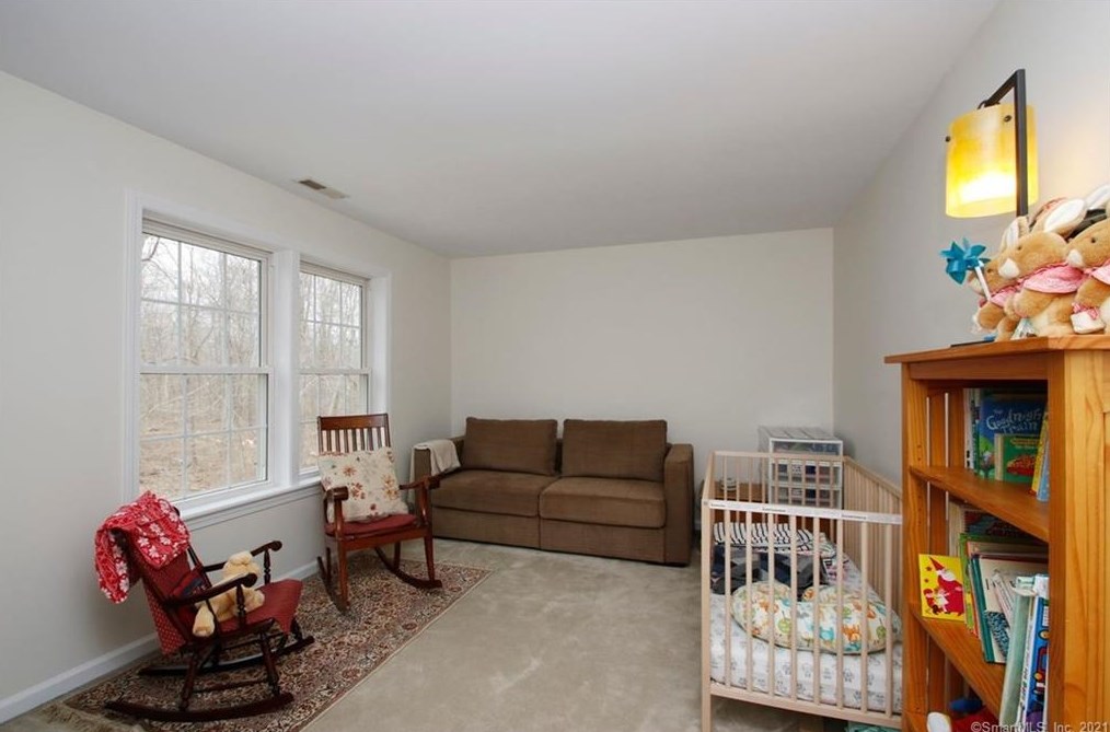 10 Windy Hill Rd, West Redding CT  06896-2700 exterior