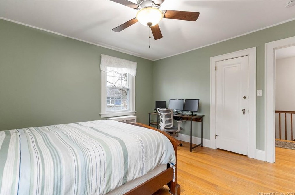 121 Central Ave, New Haven CT 06516-6731 exterior