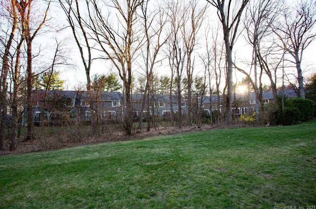 126 Hopmeadow St, Simsbury CT  06089-9696 exterior