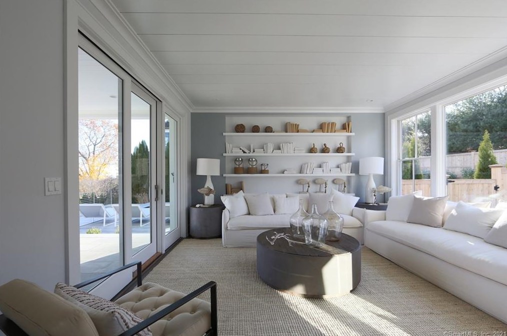 15 Buena Vista Dr, Westport CT  06880-6602 exterior