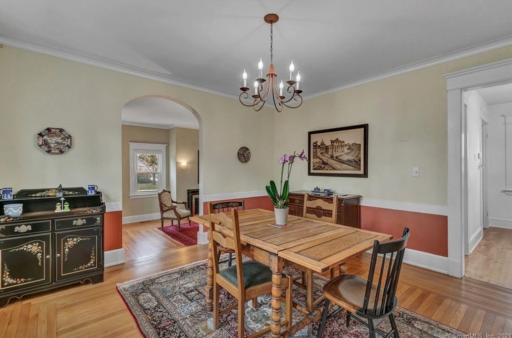 75 Hall St, New Haven CT 06516-3719 exterior