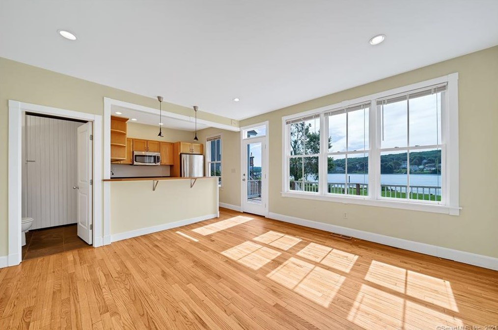 253 Front St, New Haven CT 06513-3205 exterior