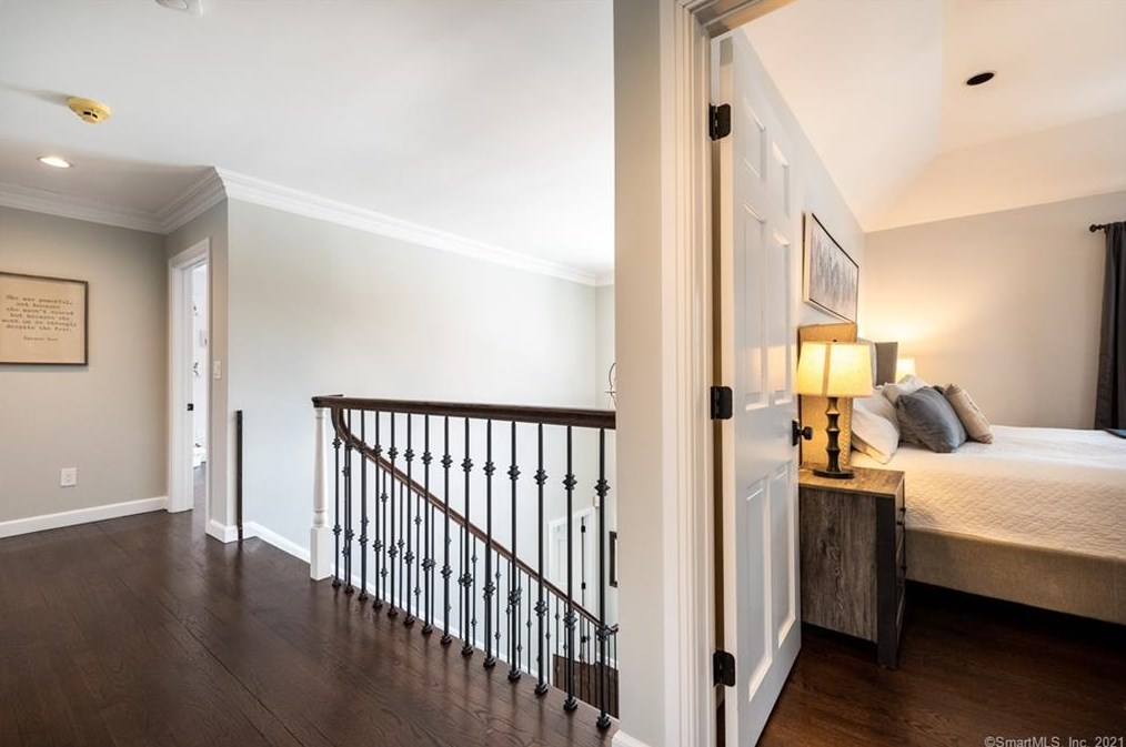 20 Hidden Springs Rd, Madison CT 06443-1670 exterior