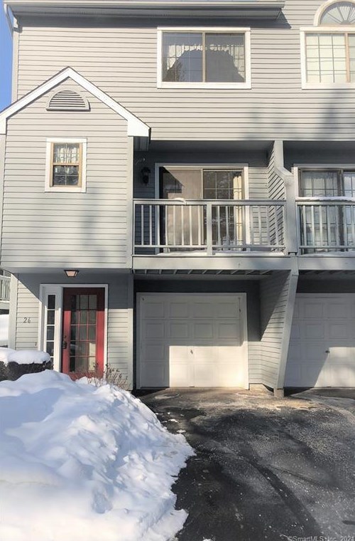 26 Village View Ter, Meriden CT  06451-5079 exterior
