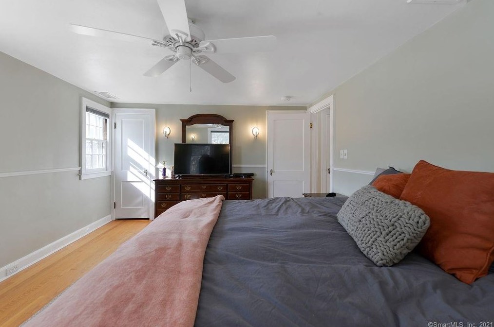 22 Coe St, Winsted CT 06098-1004 exterior