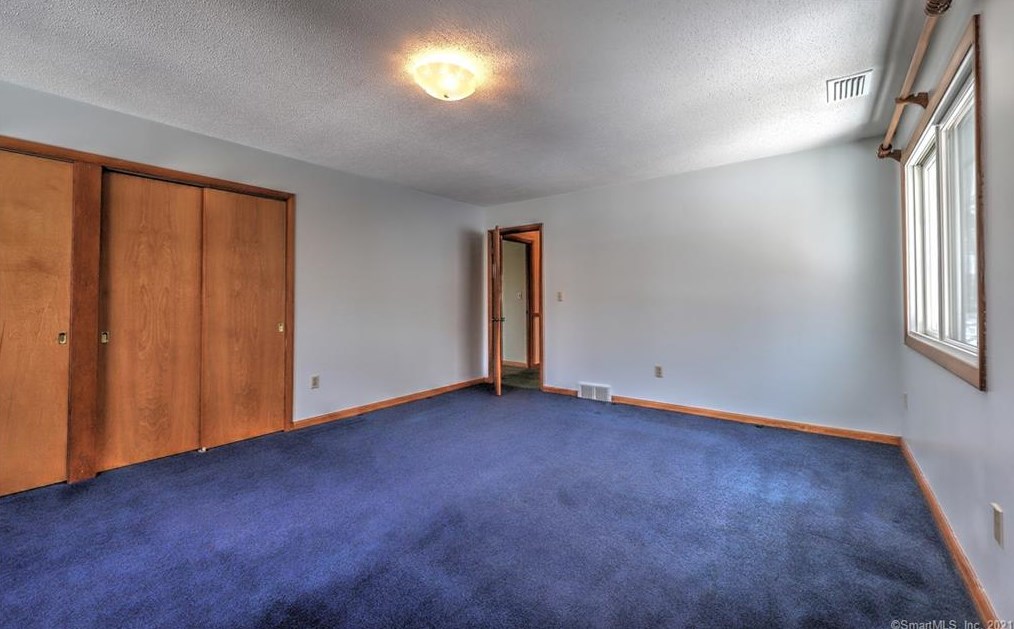 535 Carrington Rd, New Haven CT 06524-3158 exterior