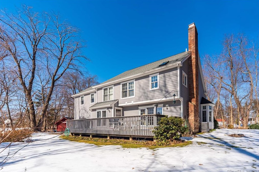 6 Carrington Ln, Farmington CT 06032-2344 exterior