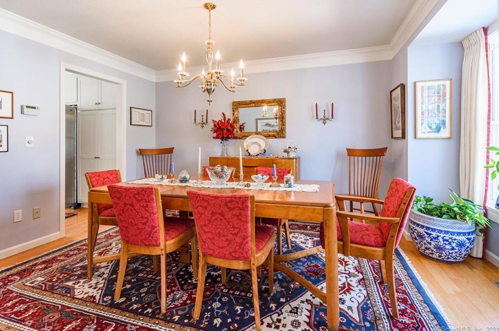 6 Carrington Ln, Farmington CT 06032-2344 exterior