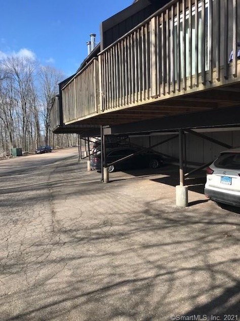 14 Country Squire Dr, Cromwell CT  06416-4510 exterior