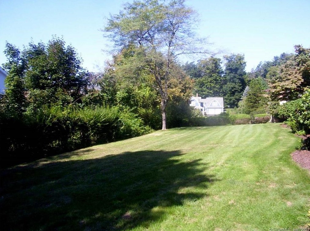 40 Firetown Rd, Simsbury CT  06070-1968 exterior