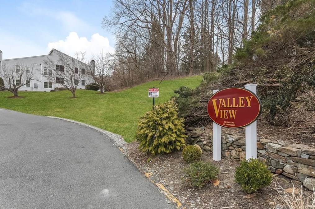 92 Valley Dr, Northville CT  06776-3650 exterior
