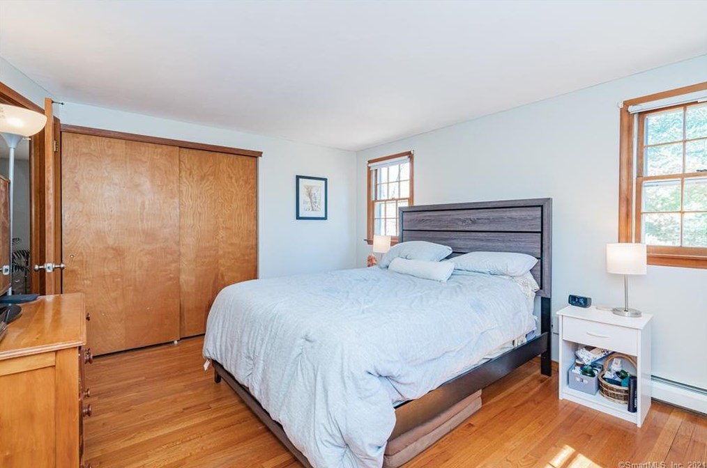 124 Huntington Dr, Vernon CT  06066-4610 exterior