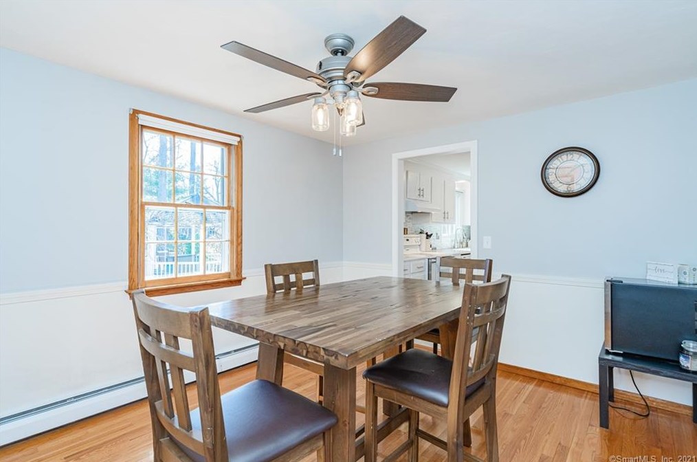 124 Huntington Dr, Vernon CT  06066-4610 exterior