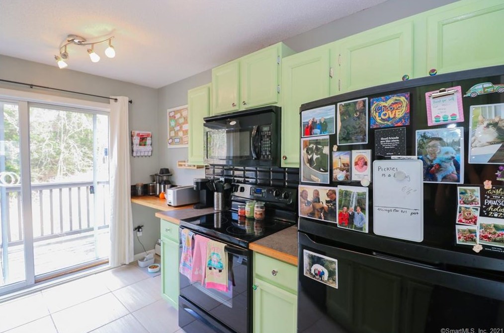 111 Riverton Rd, Winsted CT  06098-4335 exterior