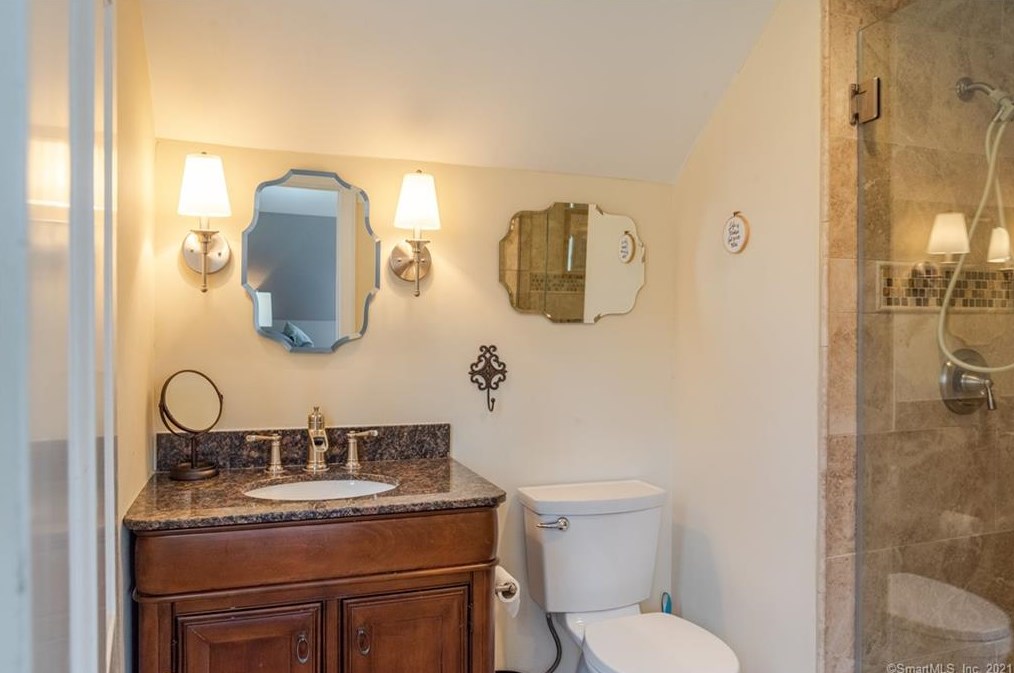 43 Chalburn Rd, West Redding CT  06896-1830 exterior