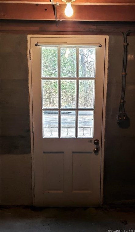 75 Dogwood Ln, Mystic CT  06355-1040 exterior