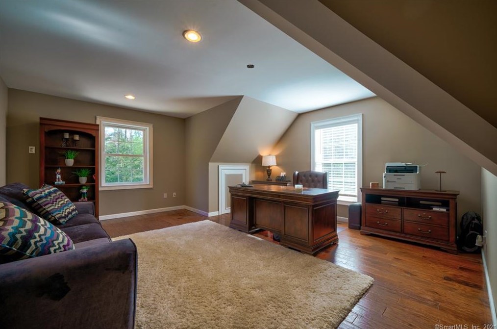 151 Losaw Rd, Winsted CT  06098-4127 exterior
