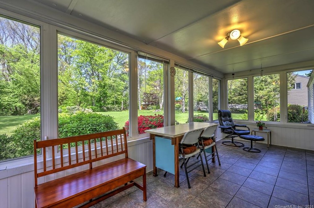 454 Ridge Rd, Orange CT  06477-2828 exterior