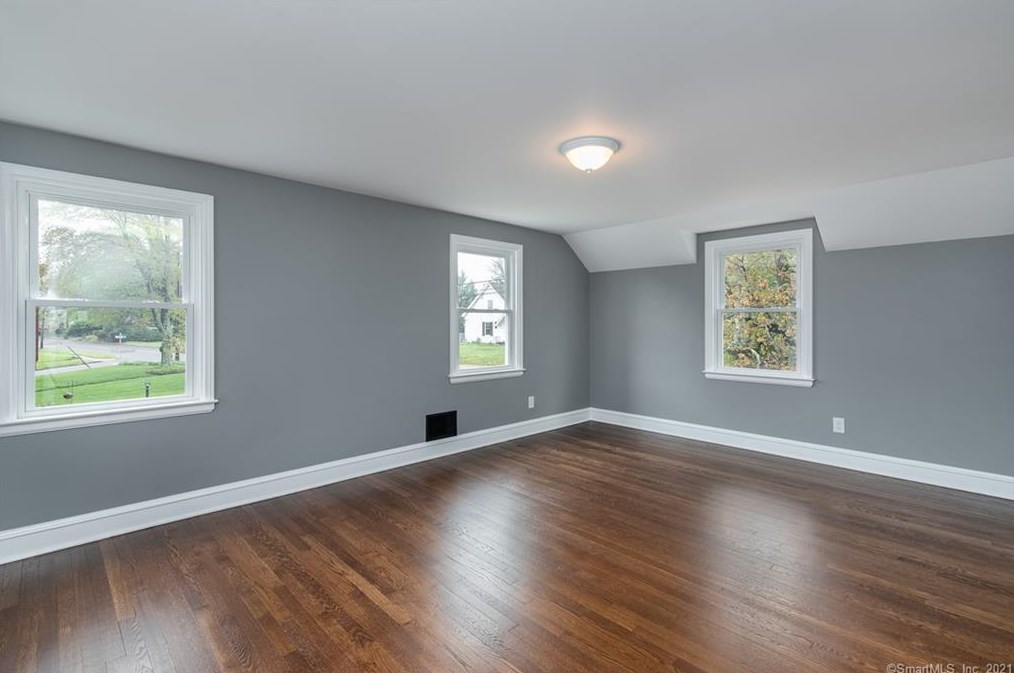 932 Ridge Rd, Hartford CT  06109-2855 exterior