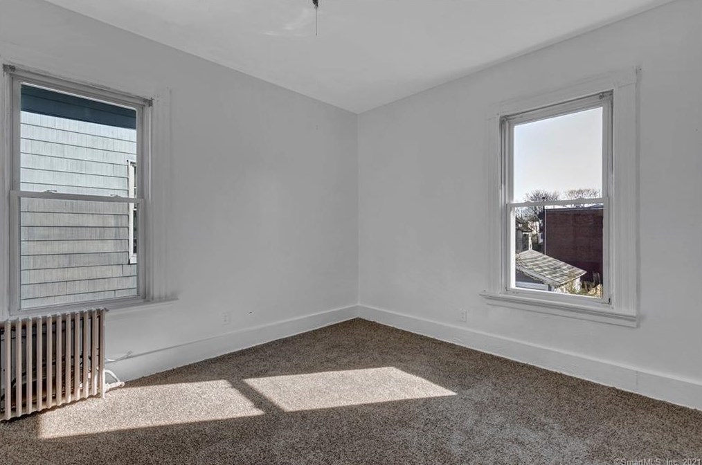 137 Blatchley Ave, New Haven CT 06513-3508 exterior