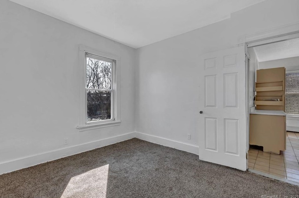 137 Blatchley Ave, New Haven CT 06513-3508 exterior