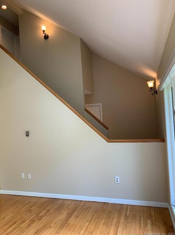 100 Forest St, New Haven CT  06518-2811 exterior