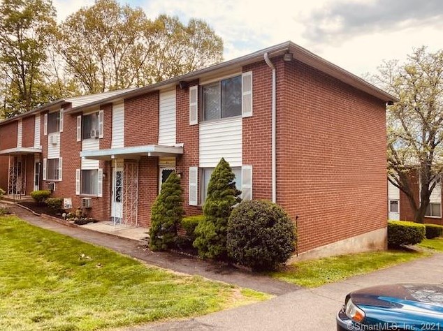 273 Queen St #9a, Southington, CT 06489