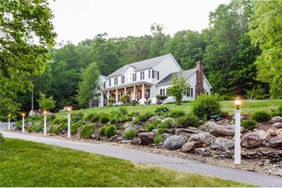 5 Mulberry Lane - Photo 1