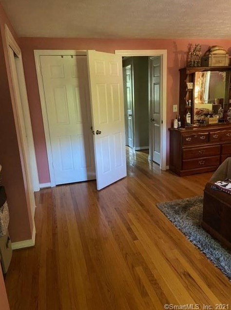 9 Impala Dr, Chestnut Hill CT  06226-1107 exterior