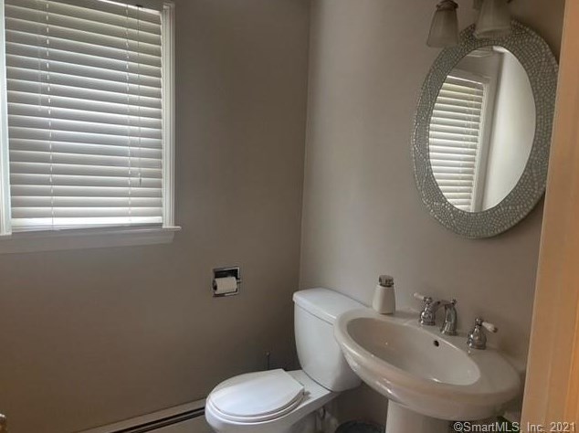 9 Impala Dr, Chestnut Hill CT  06226-1107 exterior