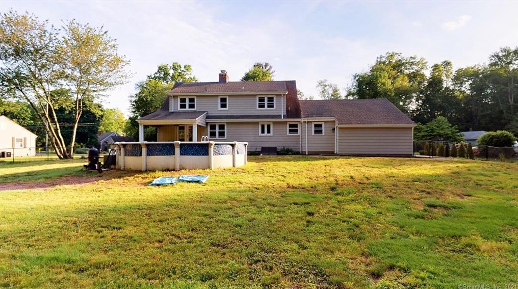 29 Lynwood Dr, Plantsville CT  06479-2036 exterior