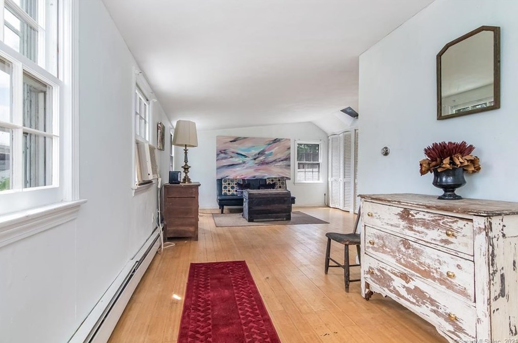 7 Harbor Ave, Madison CT  06443-2824 exterior