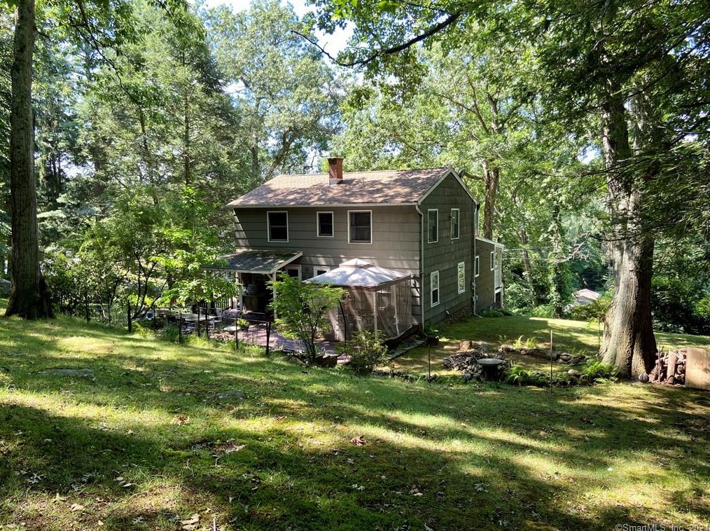 38 Philo Curtis Rd, Sandy Hook, CT 06482