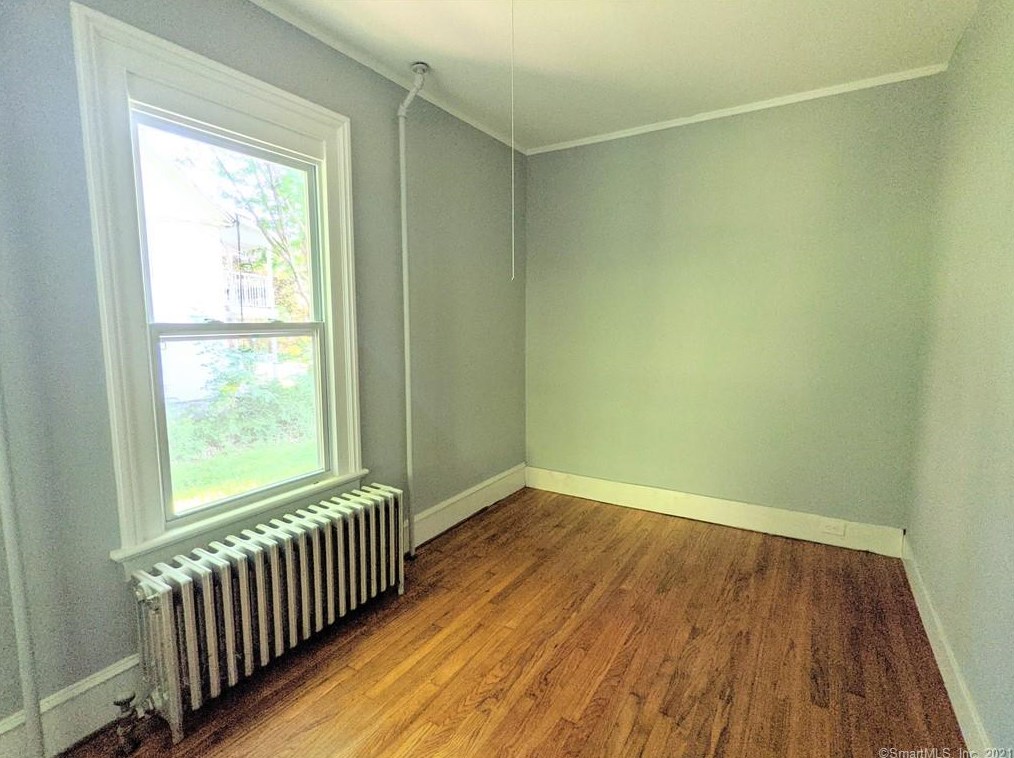 126 Williams Ave, Winsted CT  06098-1120 exterior