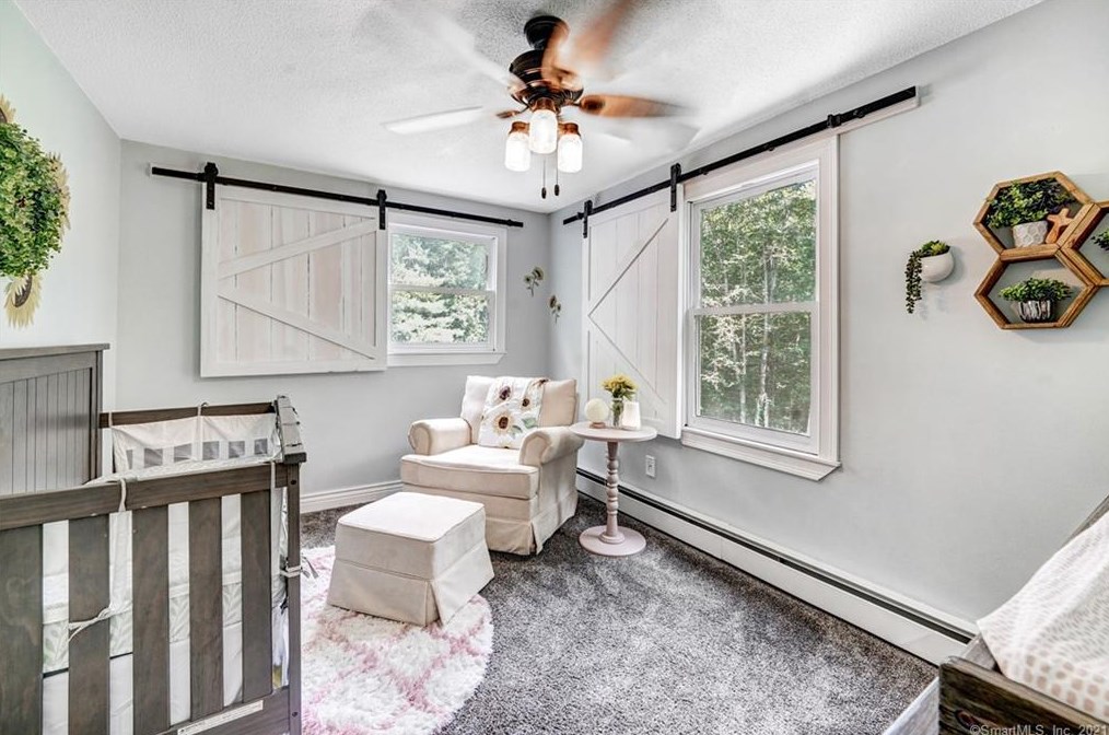 2 Silver Birch Ln, Clinton CT  06413-1112 exterior