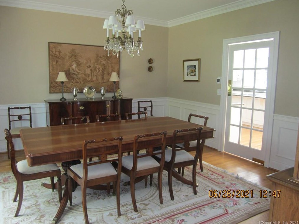 5 Indian Pipe Trl, Avon CT  06001-4032 exterior